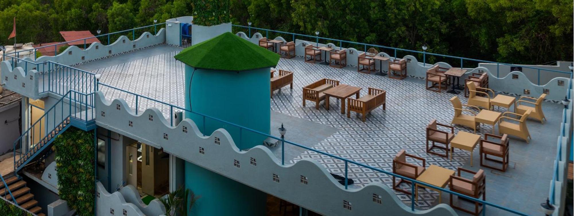 Hotel Grand Continent Morjim Exterior foto