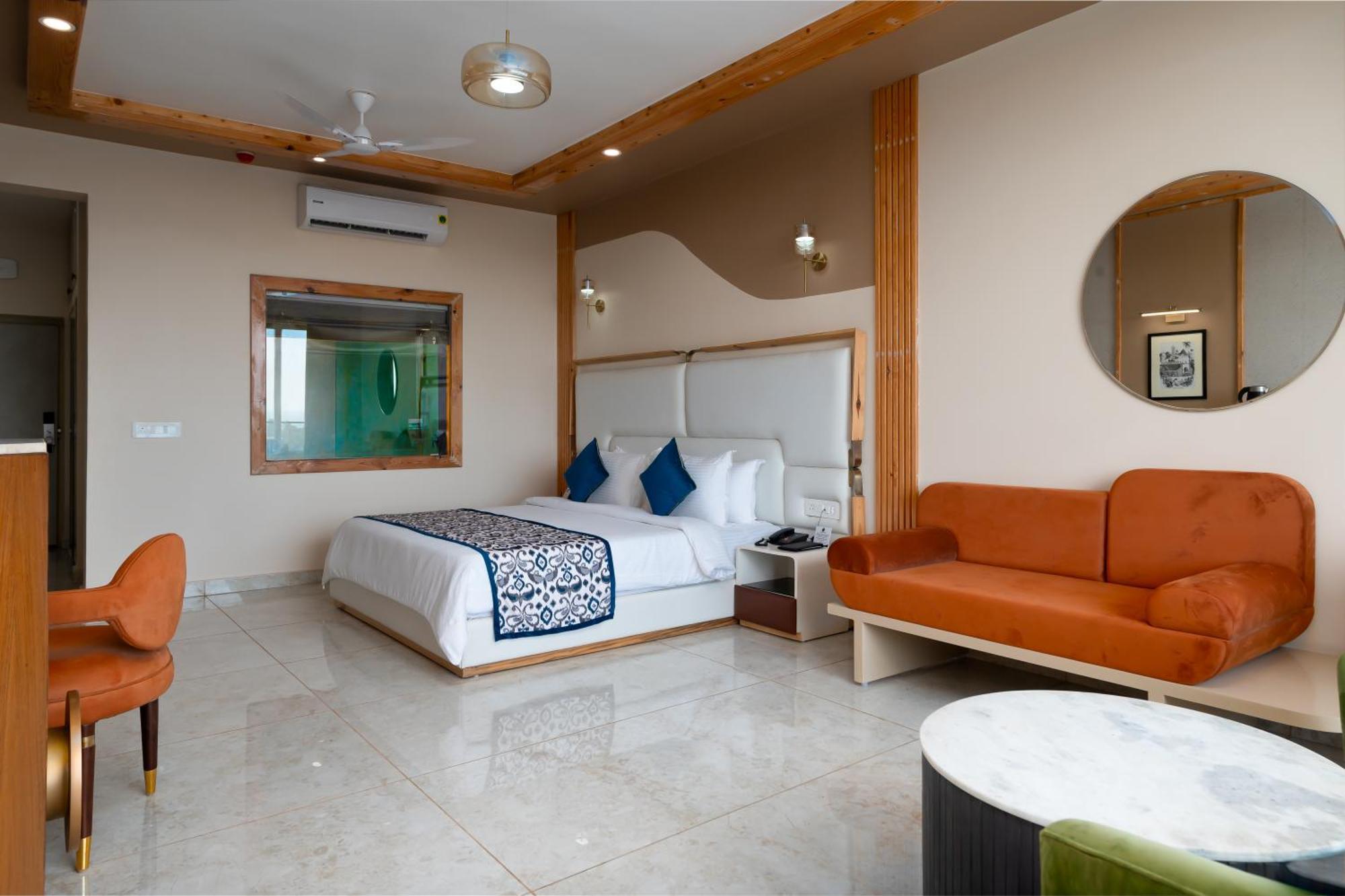 Hotel Grand Continent Morjim Exterior foto